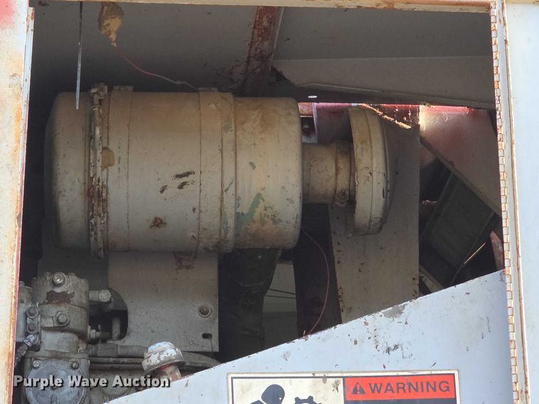 image for item FI0719 1965 Link Belt FMC TC108B crane