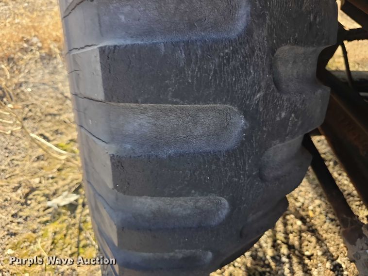 image for item FI0719 1965 Link Belt FMC TC108B crane