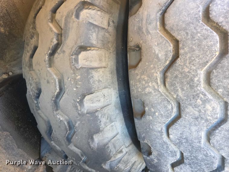 image for item FI0719 1965 Link Belt FMC TC108B crane