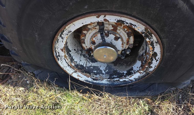 image for item FI0719 1965 Link Belt FMC TC108B crane