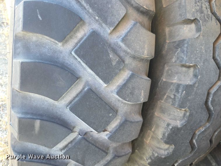 image for item FI0719 1965 Link Belt FMC TC108B crane