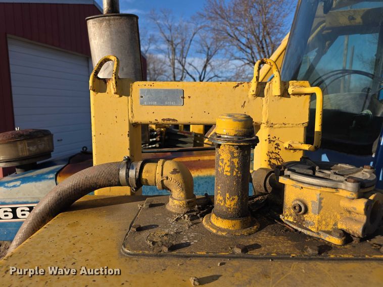 image for item FI0727 Ford 6610 tractor