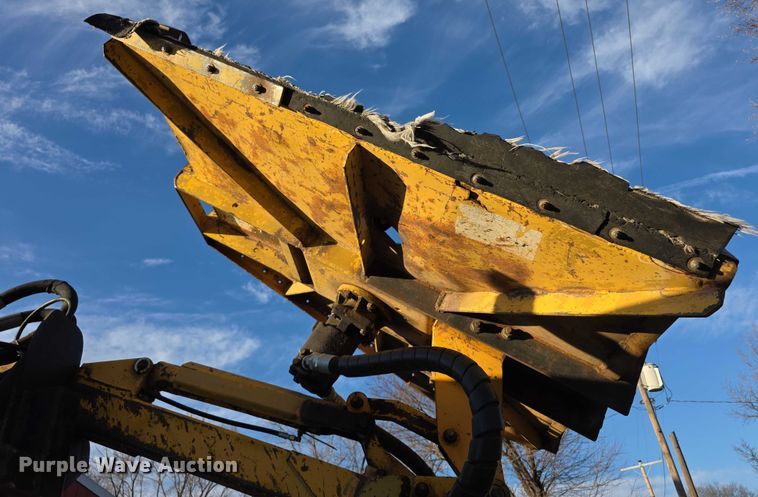 image for item FI0727 Ford 6610 tractor