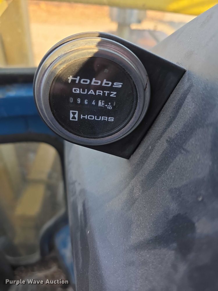 image for item FI0727 Ford 6610 tractor