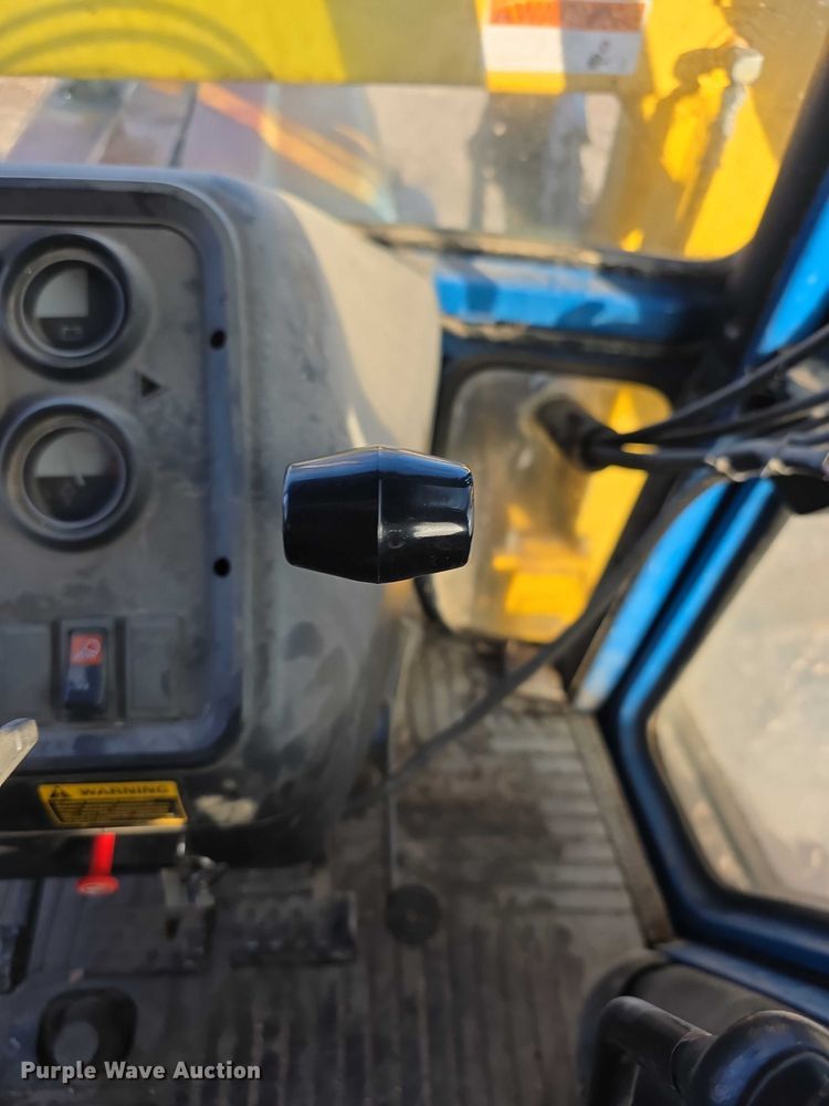 image for item FI0727 Ford 6610 tractor