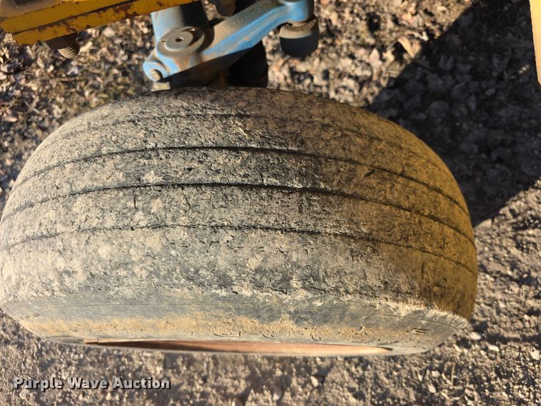 image for item FI0727 Ford 6610 tractor