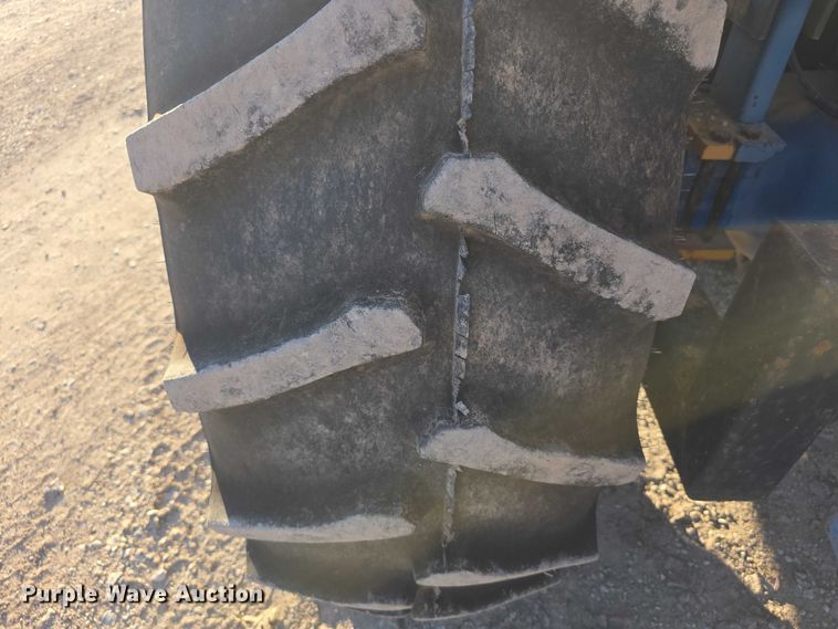 image for item FI0727 Ford 6610 tractor