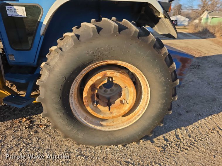 image for item FI0727 Ford 6610 tractor