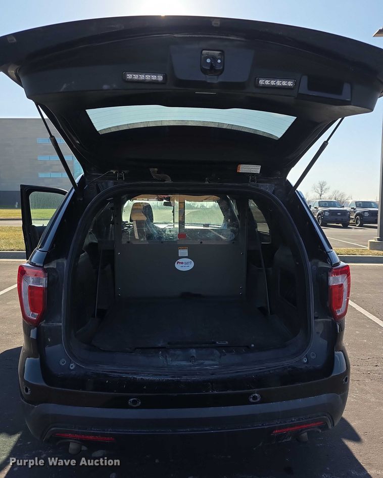 image for item FI0730 2017 Ford Explorer Police Interceptor SUV