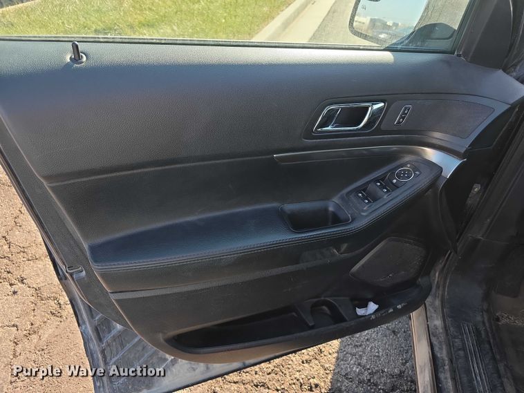 image for item FI0733 2016 Ford Explorer Police Interceptor SUV