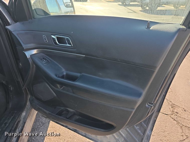 image for item FI0733 2016 Ford Explorer Police Interceptor SUV