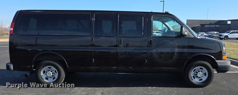 image for item FI0734 2008 Chevrolet Express prisoner transport van