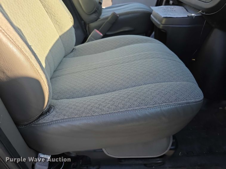 image for item FI0734 2008 Chevrolet Express prisoner transport van