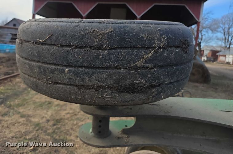 image for item FI0739 John Deere R10 rotary mower