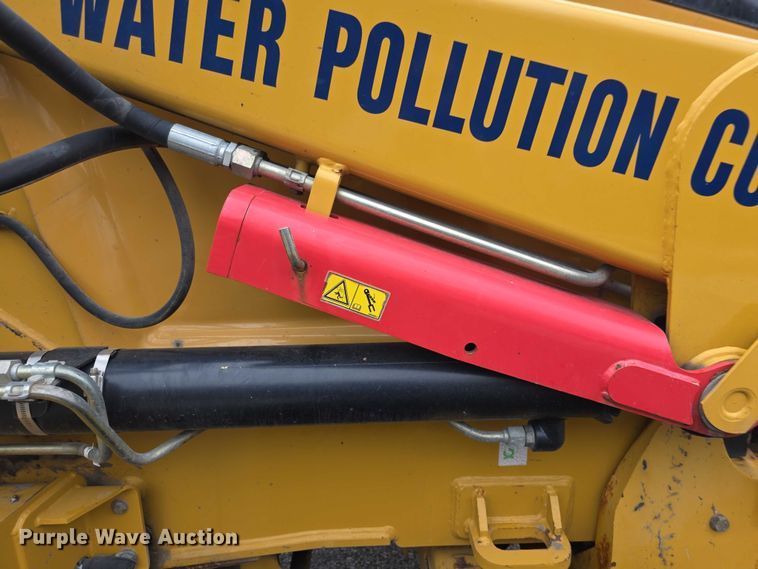 image for item FK0657 2008 Caterpillar 450E backhoe