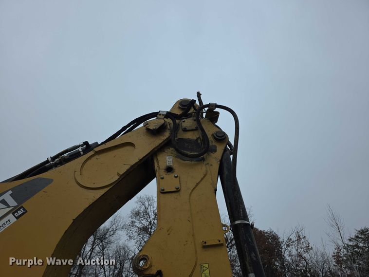 image for item FK0657 2008 Caterpillar 450E backhoe
