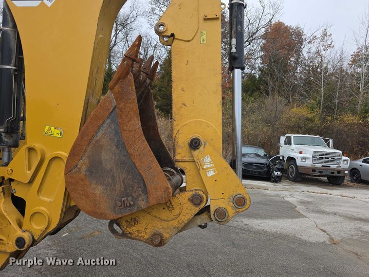 image for item FK0657 2008 Caterpillar 450E backhoe