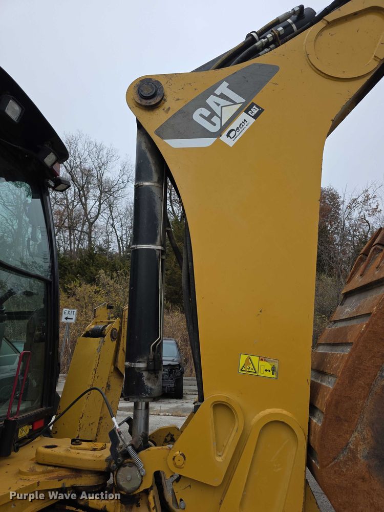 image for item FK0657 2008 Caterpillar 450E backhoe