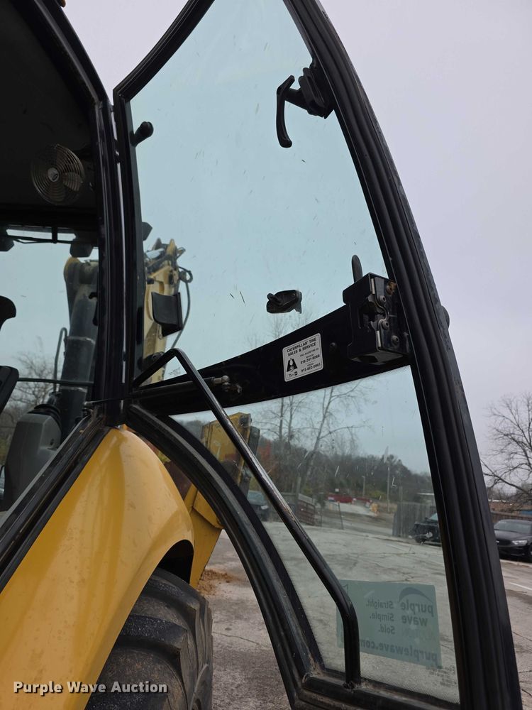 image for item FK0657 2008 Caterpillar 450E backhoe