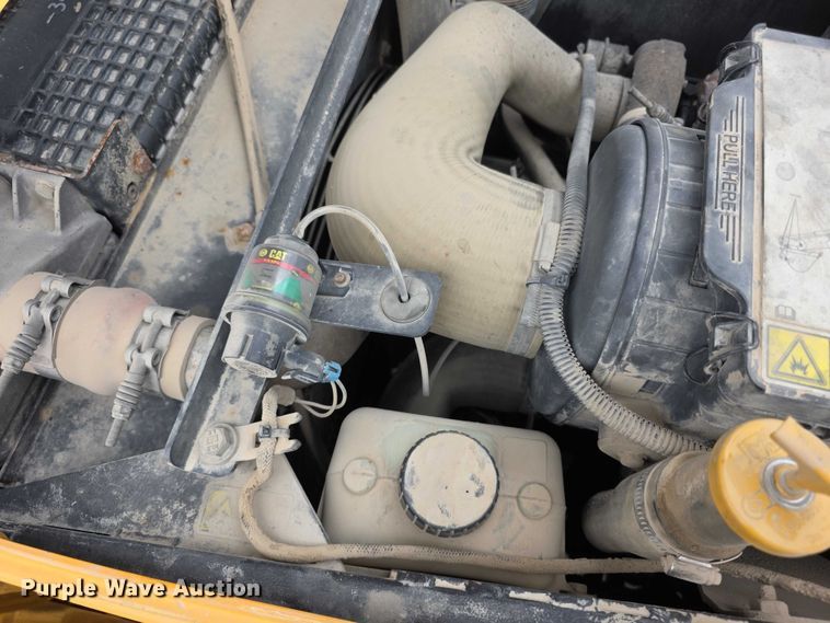 image for item FK0657 2008 Caterpillar 450E backhoe