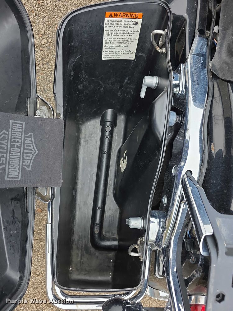 image for item FK0662 2017 Harley Davidson Police Road King motorcycle