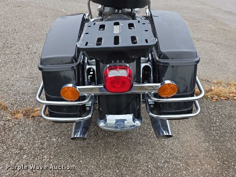 image for item FK0662 2017 Harley Davidson Police Road King motorcycle