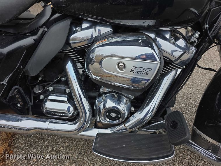 image for item FK0662 2017 Harley Davidson Police Road King motorcycle