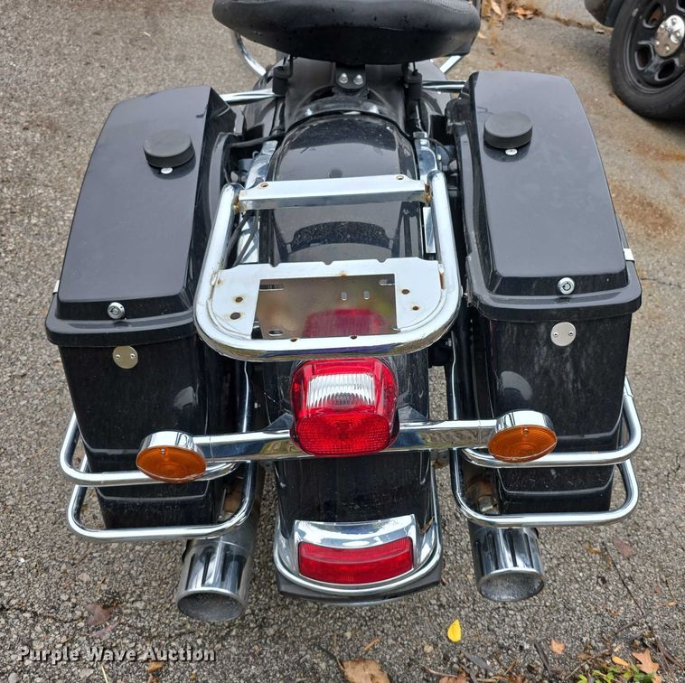 image for item FK0663 2013 Harley Davidson Police Road King motorcycle