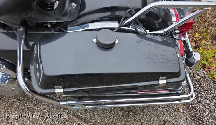 image for item FK0663 2013 Harley Davidson Police Road King motorcycle