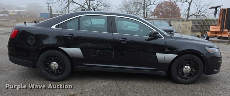 image for item FK0664 2015 Ford Taurus Police Interceptor 