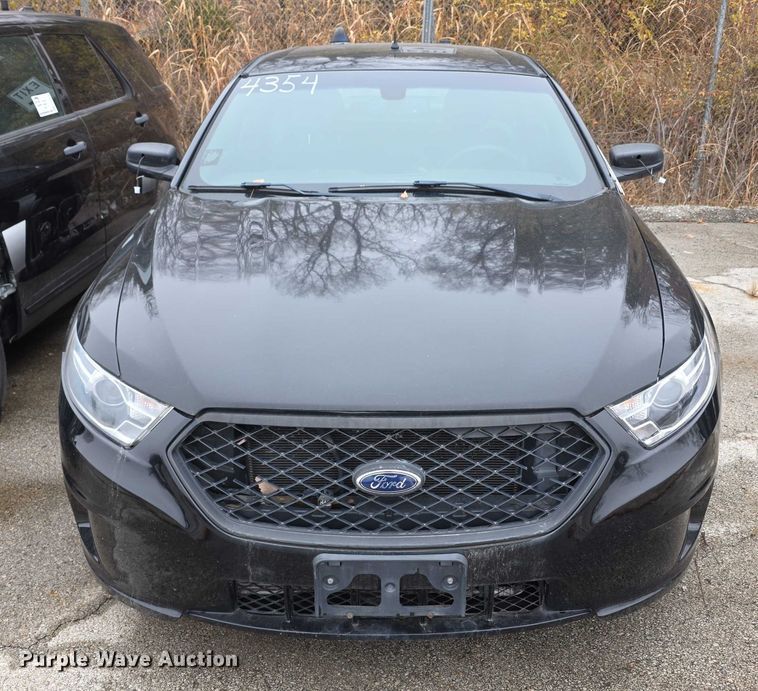 image for item FK0669 2017 Ford Taurus Police Interceptor 
