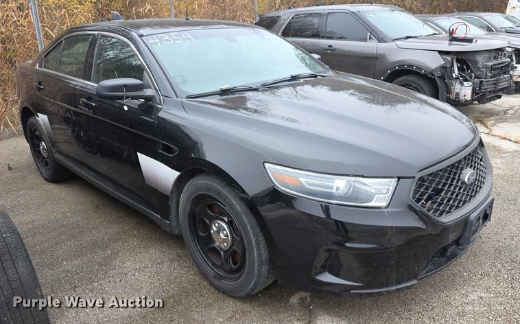 image for item FK0669 2017 Ford Taurus Police Interceptor 