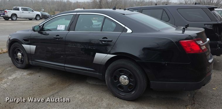 image for item FK0669 2017 Ford Taurus Police Interceptor 