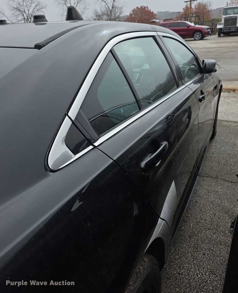 image for item FK0672 2018 Ford Taurus Police Interceptor 