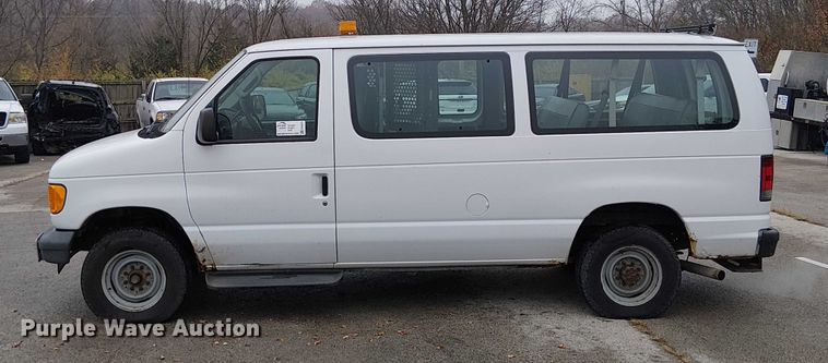 image for item FK0675 2007 Ford E350 van