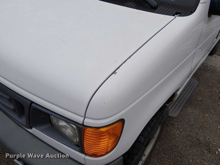 image for item FK0675 2007 Ford E350 van