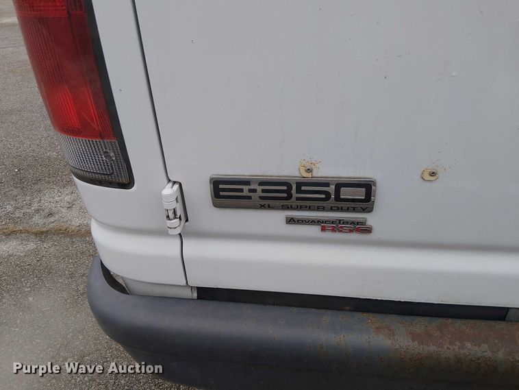 image for item FK0675 2007 Ford E350 van