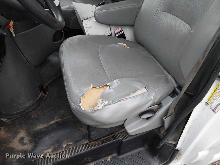 image for item FK0675 2007 Ford E350 van