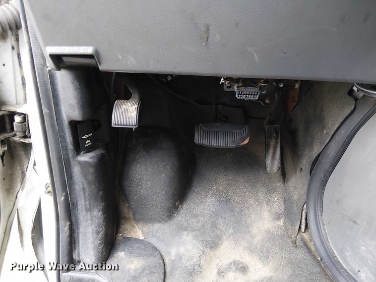 image for item FK0675 2007 Ford E350 van