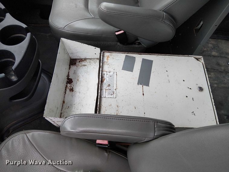 image for item FK0675 2007 Ford E350 van