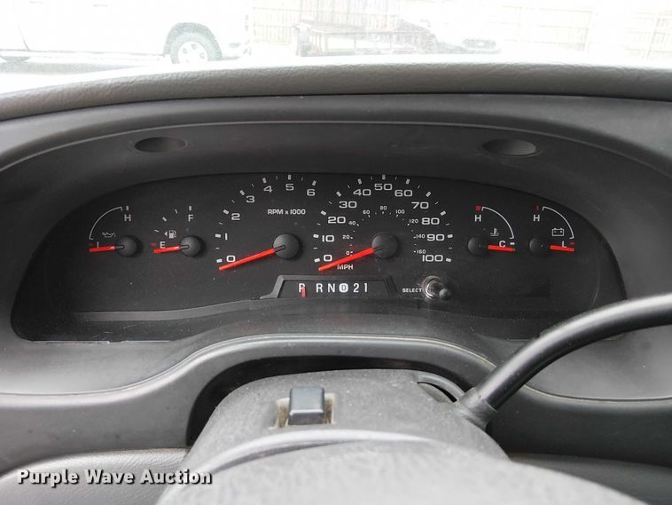 image for item FK0675 2007 Ford E350 van