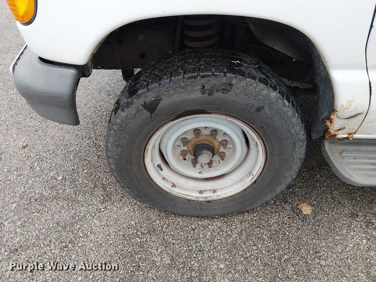 image for item FK0675 2007 Ford E350 van