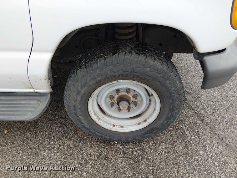 image for item FK0675 2007 Ford E350 van