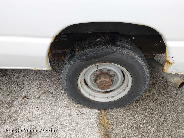 image for item FK0675 2007 Ford E350 van