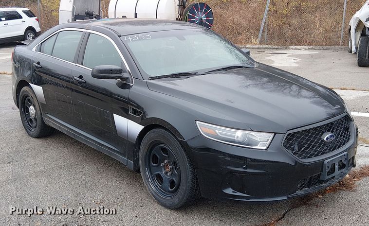 image for item FK0676 2017 Ford Taurus Police Interceptor 