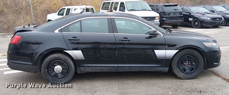 image for item FK0676 2017 Ford Taurus Police Interceptor 