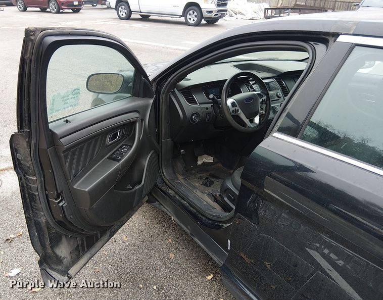 image for item FK0676 2017 Ford Taurus Police Interceptor 