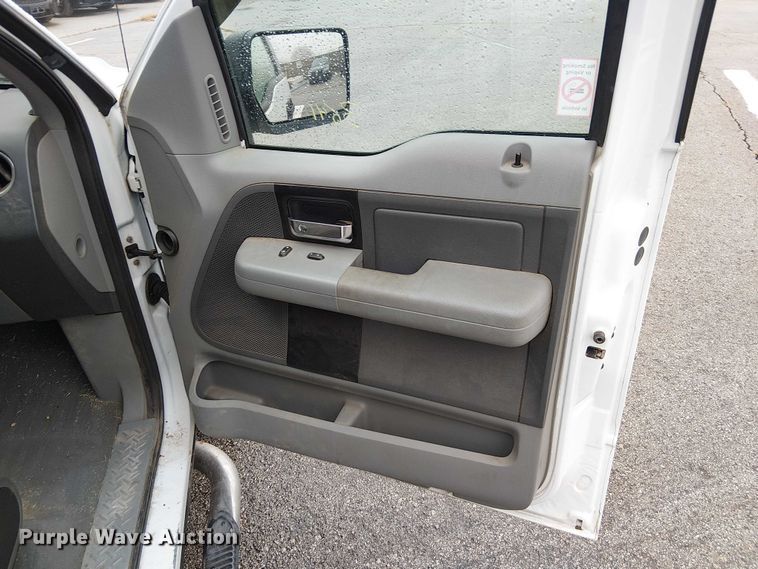 image for item FK0684 2006 Ford F150  SuperCrew pickup truck