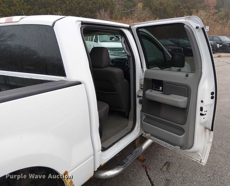 image for item FK0684 2006 Ford F150  SuperCrew pickup truck