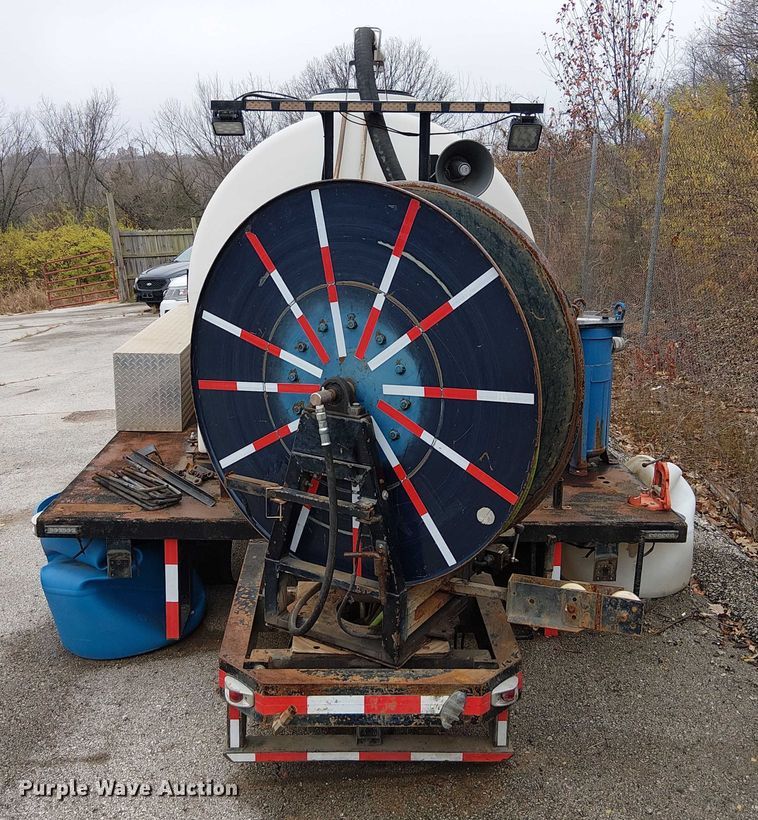 image for item FK0685 Sewer jetter truck bed